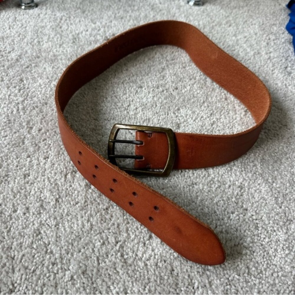 Linea Pelle Belt Brass Buckle Brown Leather SIZE Medium 1 3/4"  Wide 37” Long